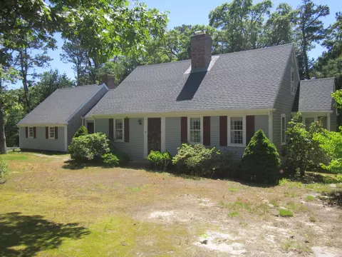 18 Sturbridge Dr, Orleans, MA 02653