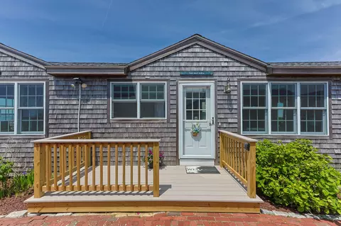 9 Windemere Rd UNIT 8, West Yarmouth, MA 02673