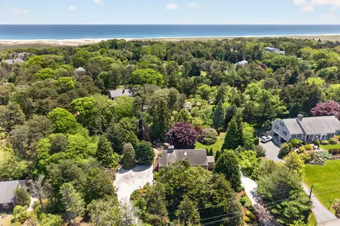 27 Lovell Ln, Orleans, MA 02653