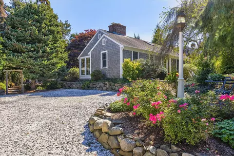 27 Lovell Ln, Orleans, MA 02653