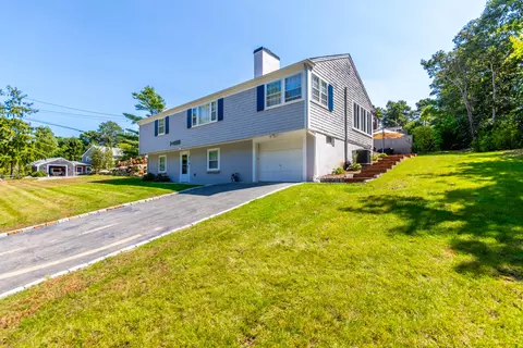 47 Follins Bay Rd, South Dennis, MA 02660