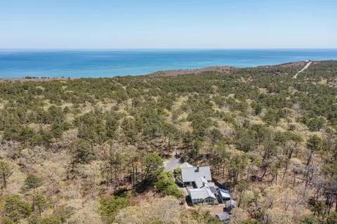 1125 Ocean View Dr, Wellfleet, MA 02667