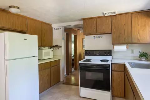 33 Kingwood St, Wareham, MA 02571 photo 9