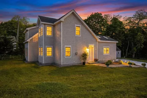 15 Squires Pond Ln, Wellfleet, MA 02667