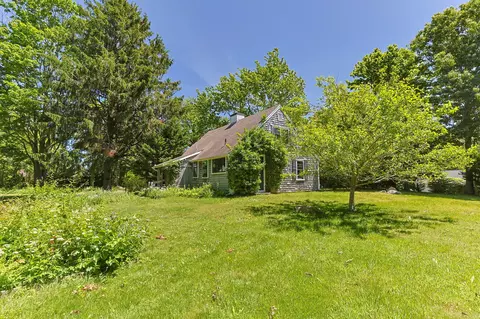 Exterior - 417 Commerce Rd, Barnstable, MA 02630 photo 6 of 14