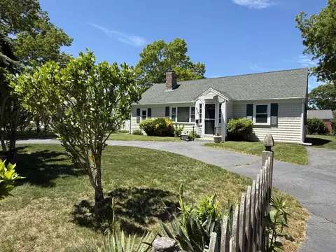 77 Pine Grove Rd, South Yarmouth, MA 02664