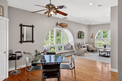 Dining - 45 Main St #37, Wareham, MA 02571 photo 1 of 1