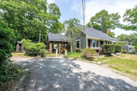 26 Adrena Ave, Centerville, MA 02632