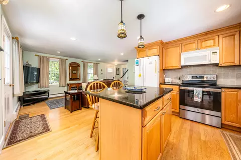 14 Oxner Rd, Centerville, MA 02632 photo 4