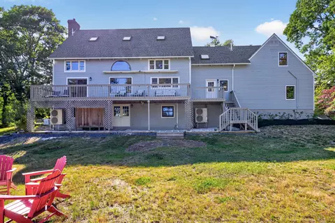 19 Aunt Debbys Rd, South Dennis, MA 02660