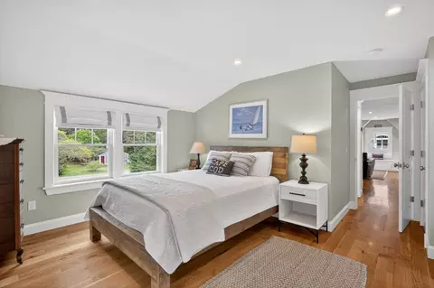 Bedroom - 357 Monomoscoy Rd, Mashpee, MA 02649 photo 3 of 3