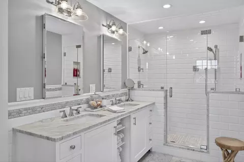 Bath - 357 Monomoscoy Rd, Mashpee, MA 02649 photo 1 of 1