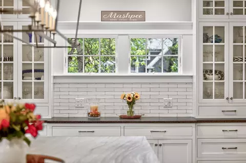 Kitchen - 357 Monomoscoy Rd, Mashpee, MA 02649 photo 7 of 8