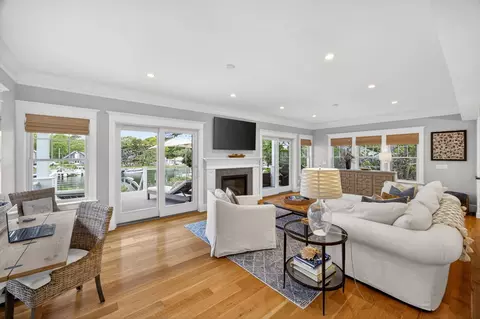 Living - 357 Monomoscoy Rd, Mashpee, MA 02649 photo 2 of 4