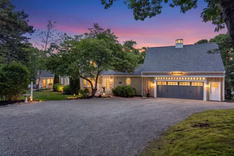 58 Keziahs Ln, Orleans, MA 02653