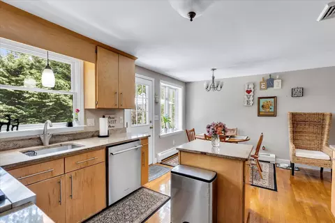 Kitchen - 48 Bridgets Path, Centerville, MA 02632 photo 2 of 4