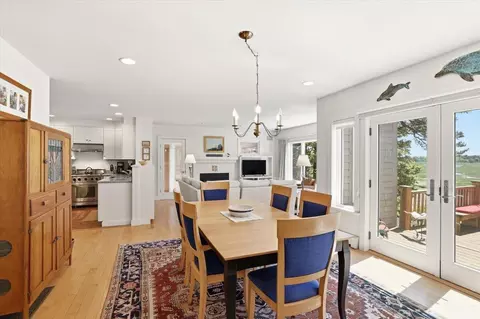 Dining - 435 Herring Brook Rd, Eastham, MA 02642 photo 4 of 6