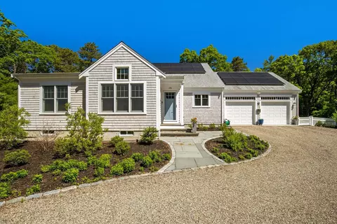 236 Pine Ridge Rd, Cotuit, MA 02635