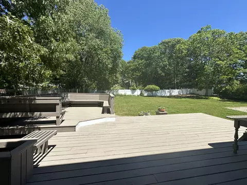 Exterior - 3 Windmill Rd, Buzzards Bay, MA 02532 photo 16 of 17