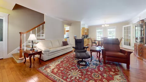Living - 3 Windmill Rd, Buzzards Bay, MA 02532 photo 1 of 6