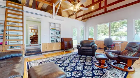 Living - 3 Windmill Rd, Buzzards Bay, MA 02532 photo 4 of 6