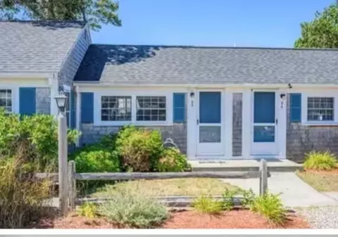 5 Polly Fisk Ln UNIT 5, Dennis Port, MA 02639