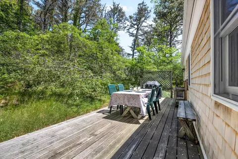 200 Pilgrim Spring Rd UNIT B, Wellfleet, MA 02667 photo 10