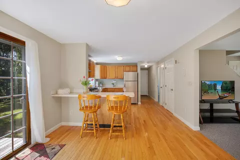 Kitchen - 29 Carleton Dr, Mashpee, MA 02649 photo 1 of 3