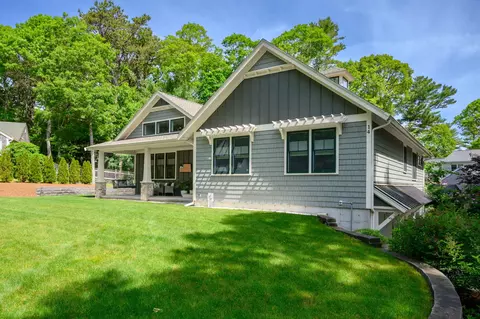 Exterior - 14 Valley Brook Rd, Centerville, MA 02632 photo 9 of 10
