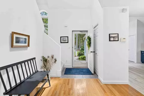 16 Gold Leaf Ln, Mashpee, MA 02649 photo 3
