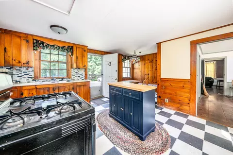 Kitchen - 228 Phinneys Ln, Centerville, MA 02632 photo 3 of 5