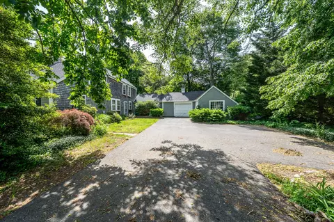 Exterior - 228 Phinneys Ln, Centerville, MA 02632 photo 4 of 9