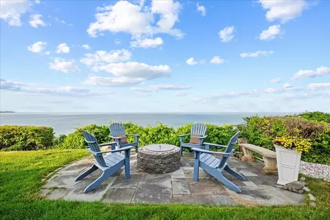 88 Sagamore Rd, Sagamore Beach, MA 02562 photo 5