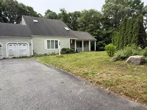 23 Old Mystic Cir, North Falmouth, MA 02556