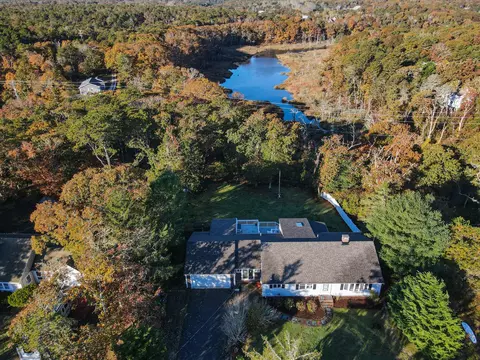 65 Captain Kendrick Dr, Chatham, MA 02633