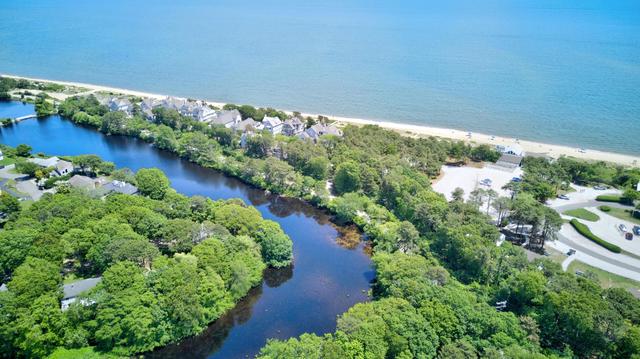 19 Monahansett Rd, Mashpee, MA 02649