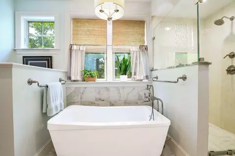Bath - 110 Wheeler Rd, Mashpee, MA 02649 photo 2 of 5