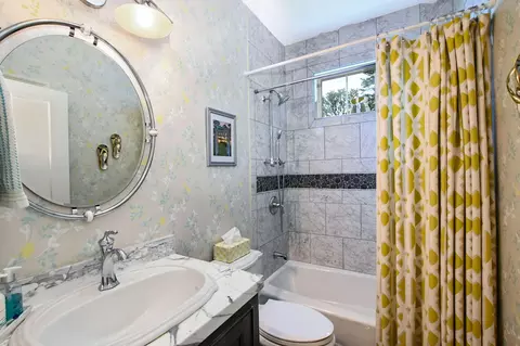 Bath - 110 Wheeler Rd, Mashpee, MA 02649 photo 1 of 5