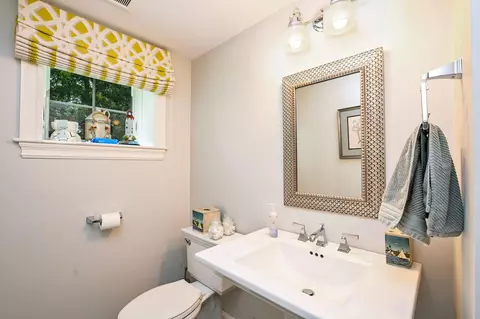 Bath - 110 Wheeler Rd, Mashpee, MA 02649 photo 4 of 5