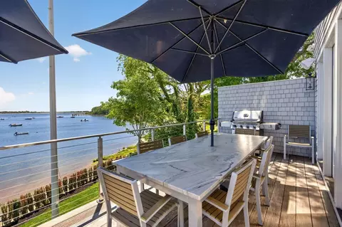 994 Main St, Cotuit, MA 02635 photo 5