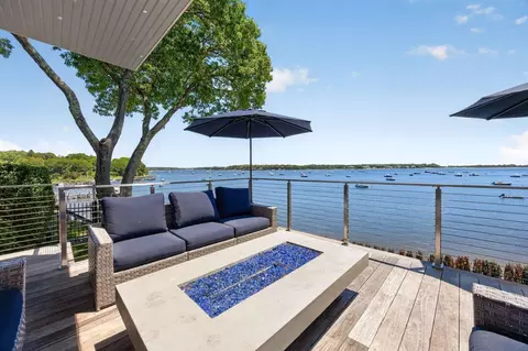994 Main St, Cotuit, MA 02635 photo 2