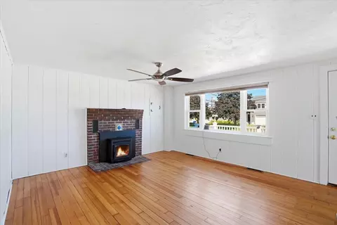 57 Academy Dr, Buzzards Bay, MA 02532 photo 12