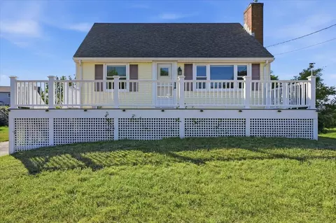 57 Academy Dr, Buzzards Bay, MA 02532 photo 2