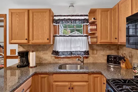 65 Richardson Rd, Centerville, MA 02632 photo 11