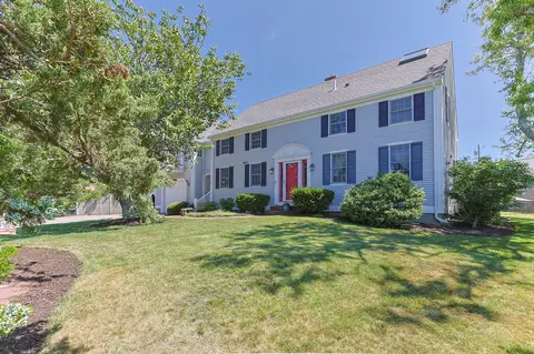 9 Dunes View Rd, Dennis, MA 02638