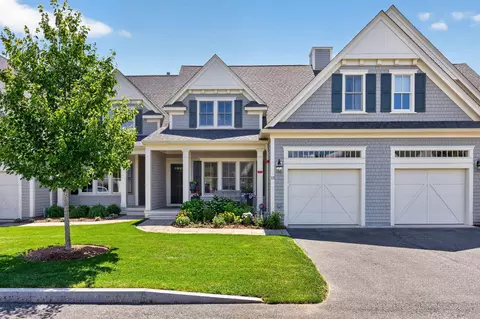 1090 Shore Rd UNIT 13, Pocasset, MA 02559