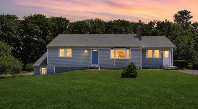 100 Village Ln, Wellfleet, MA 02667