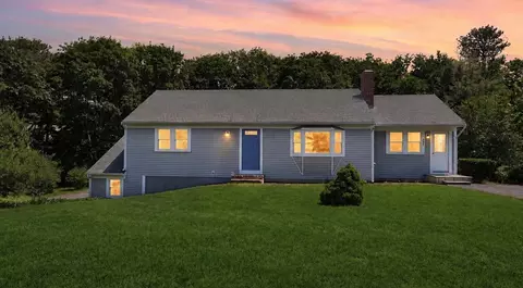100 Village Ln, Wellfleet, MA 02667