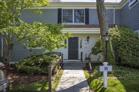 39 Tower Hill Rd #16D, Osterville, MA 02655
