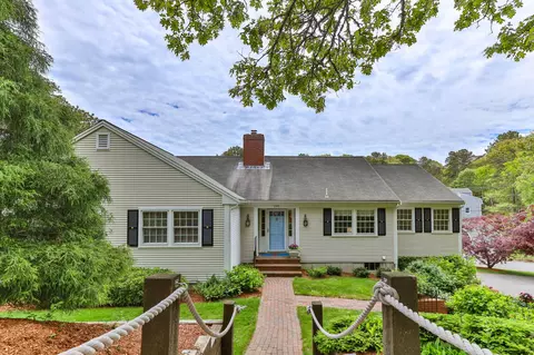 240 Riverview Dr, Chatham, MA 02633